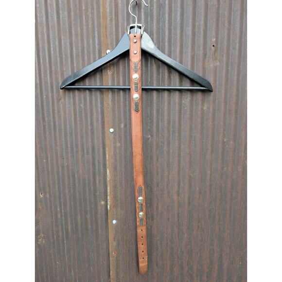 Vintage Lyntone Belt Size 24 Brown Leather Braid Silver Buckle Western Cowboy - Picture 1 of 6